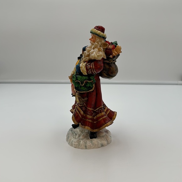 Holiday Expressions Santa Figurine. Vintage 1998 Resin Santa with Bag of Toys - Picture 6 of 16